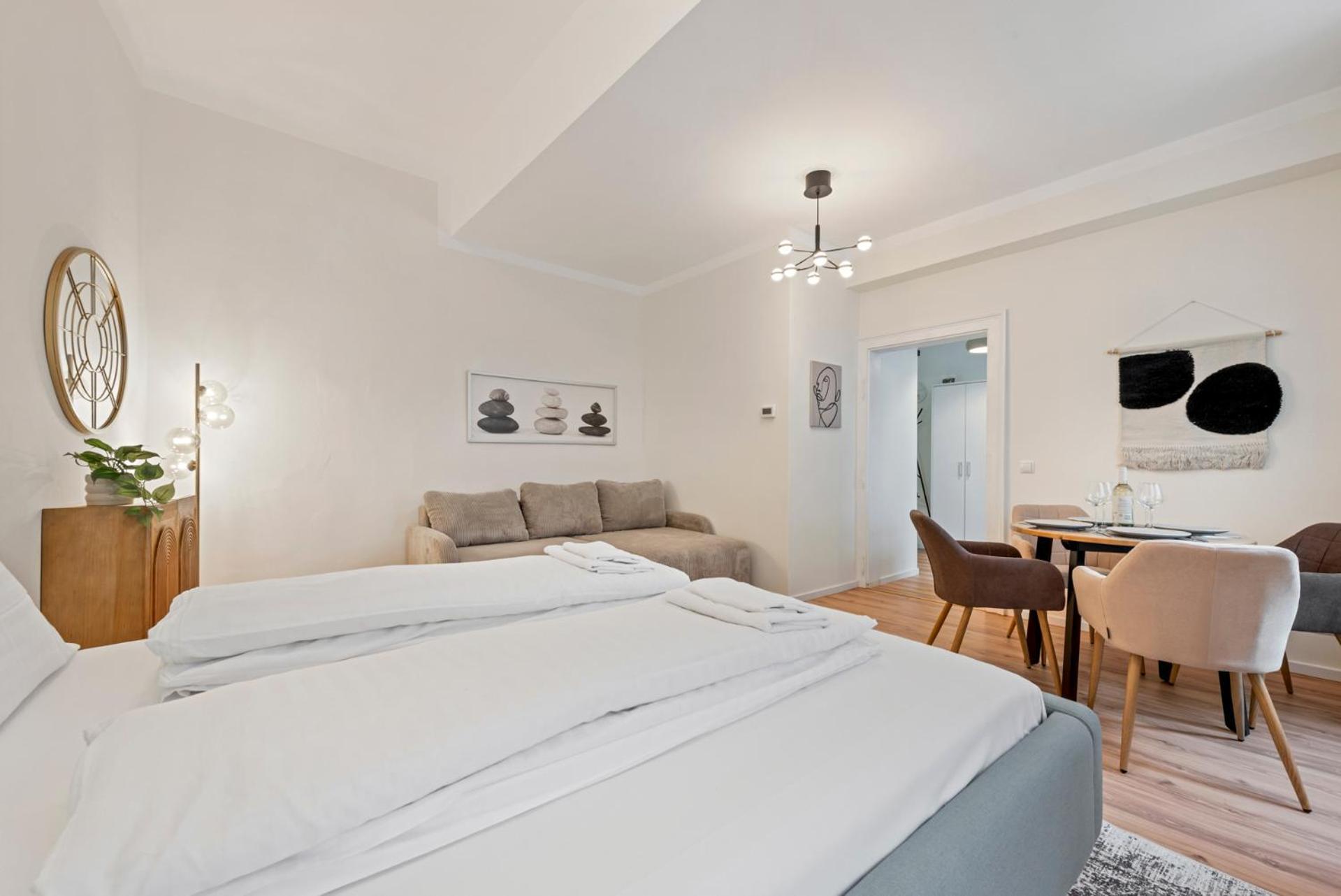 Cozy City Apartment - 15 Min To City-Centre - Contactless 24H Check-In Vienna Exterior photo