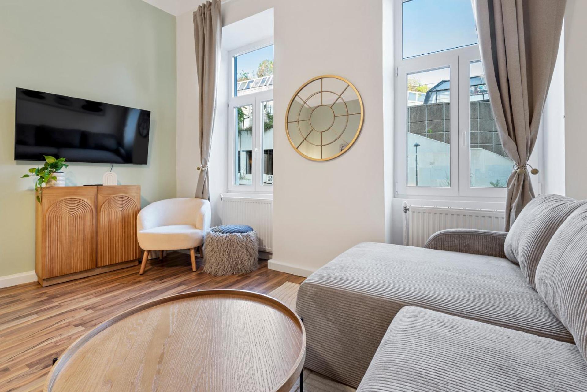 Cozy City Apartment - 15 Min To City-Centre - Contactless 24H Check-In Vienna Exterior photo
