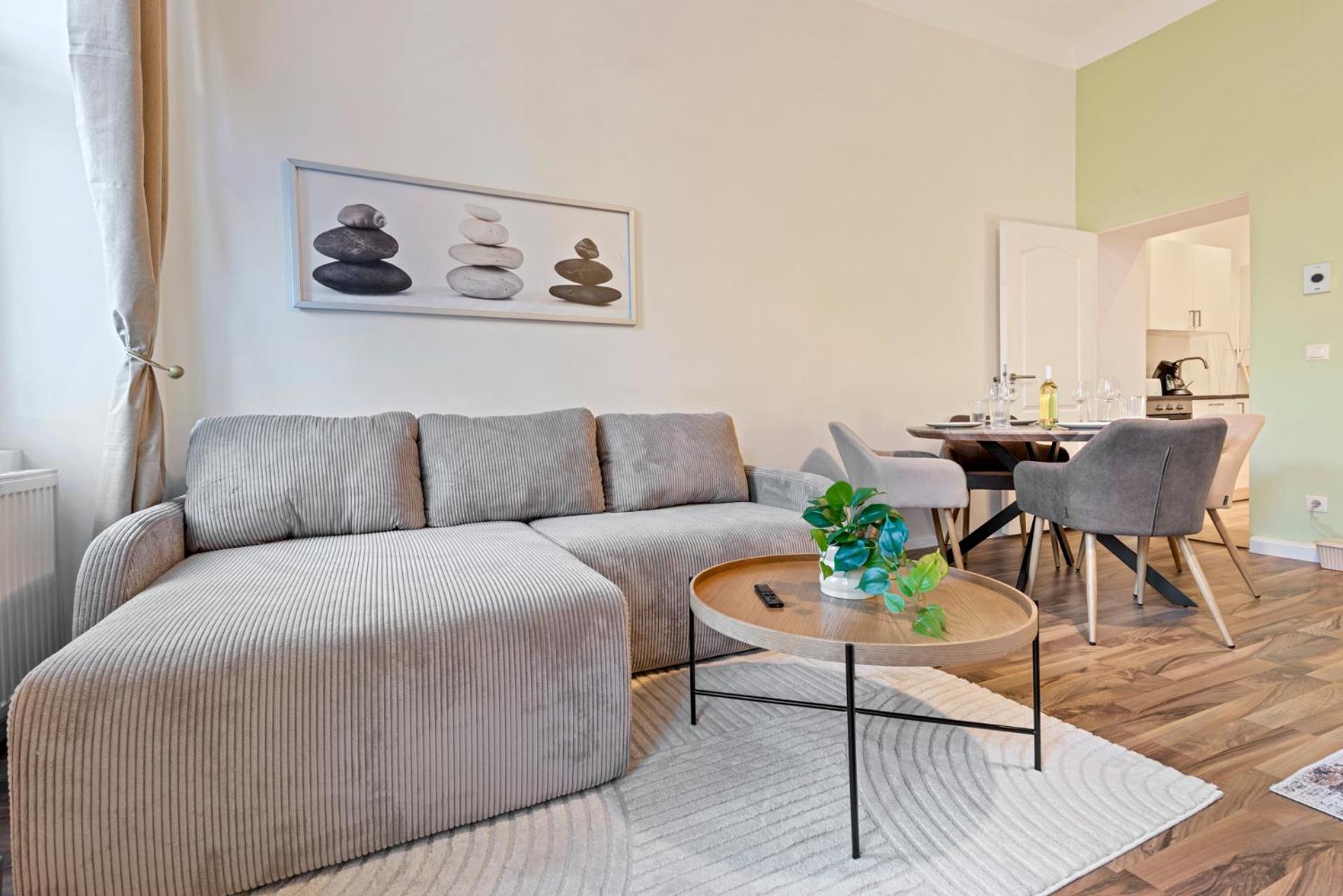 Cozy City Apartment - 15 Min To City-Centre - Contactless 24H Check-In Vienna Exterior photo