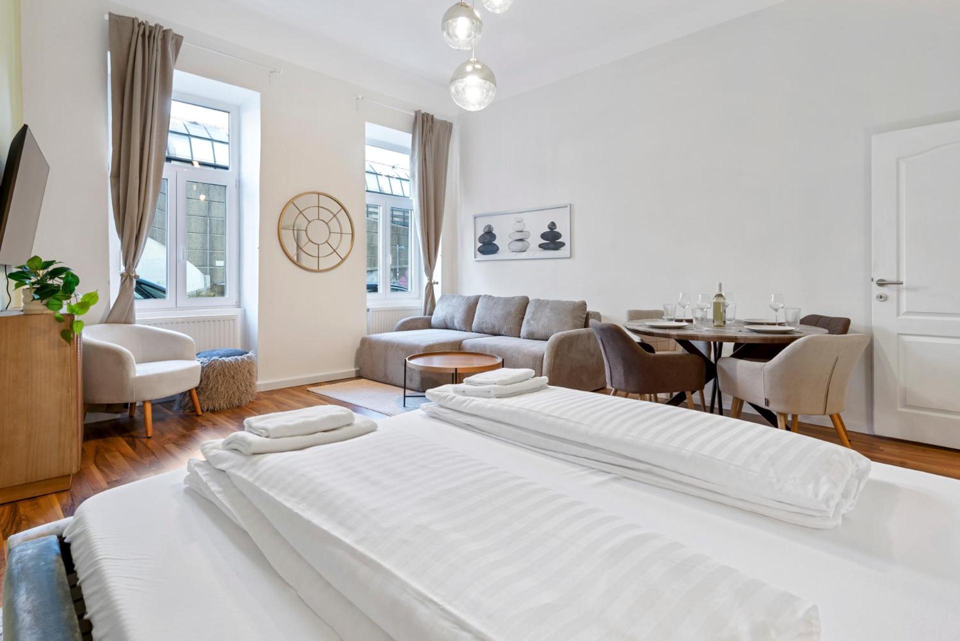 Cozy City Apartment - 15 Min To City-Centre - Contactless 24H Check-In Vienna Exterior photo
